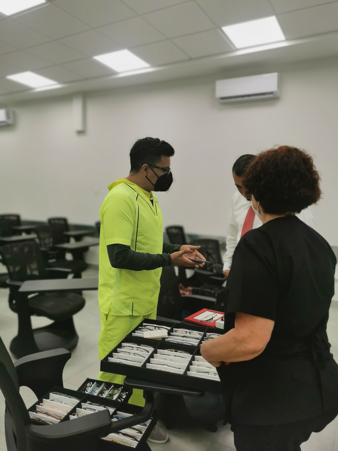 Atendemos empresas<br>